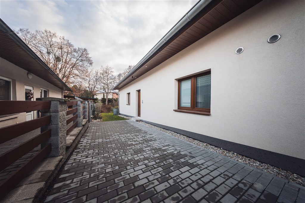 Zařízený byt 3+kk v novostavbě, 70 m2, Fryšták