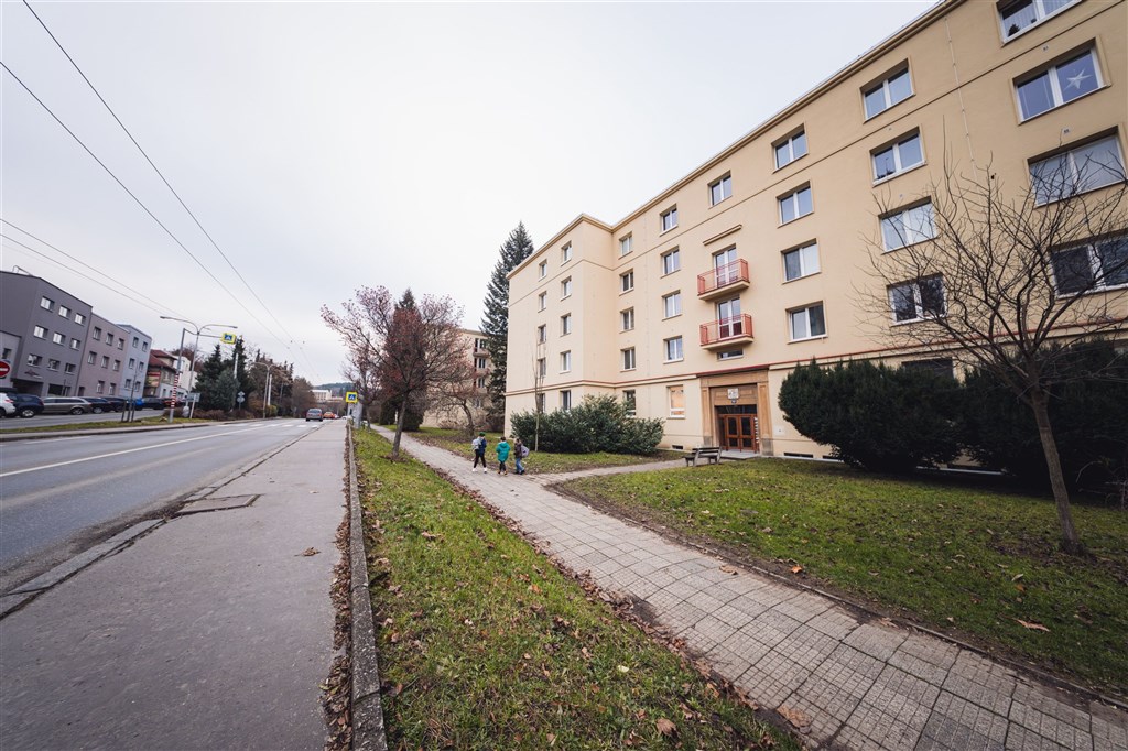 Zrekonstruovaný byt 2+1 s balkonem, 56 m2, Sokolská - Zlín